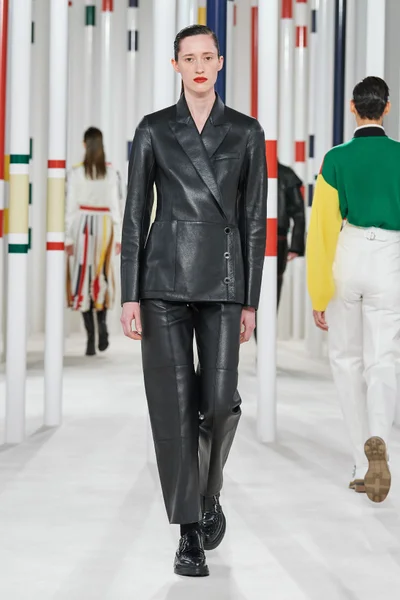 Look 21
